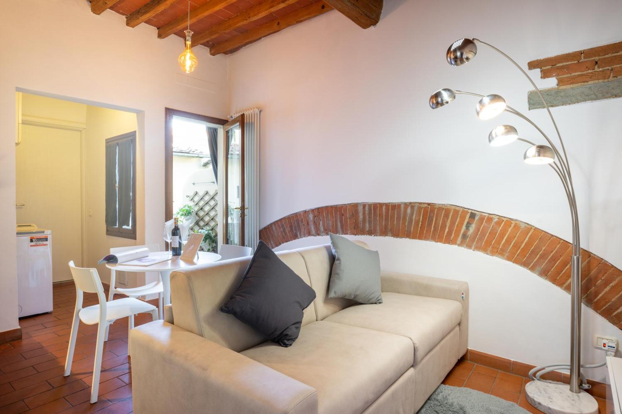 Ferienwohnung Tipica Cozy House + Parking! Florenz Exterior foto